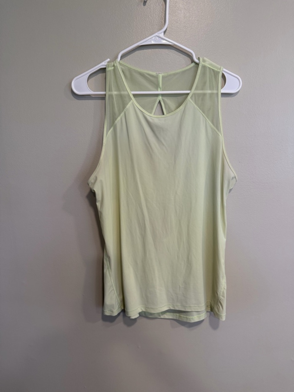 Light Green Lululemon Sleeveless Athletic Tank Top size M/ L best